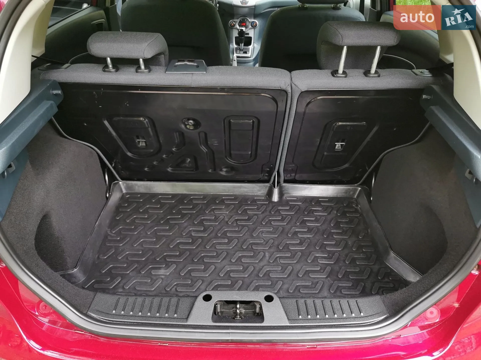 2011 Ford Fiesta - мініатюра 30