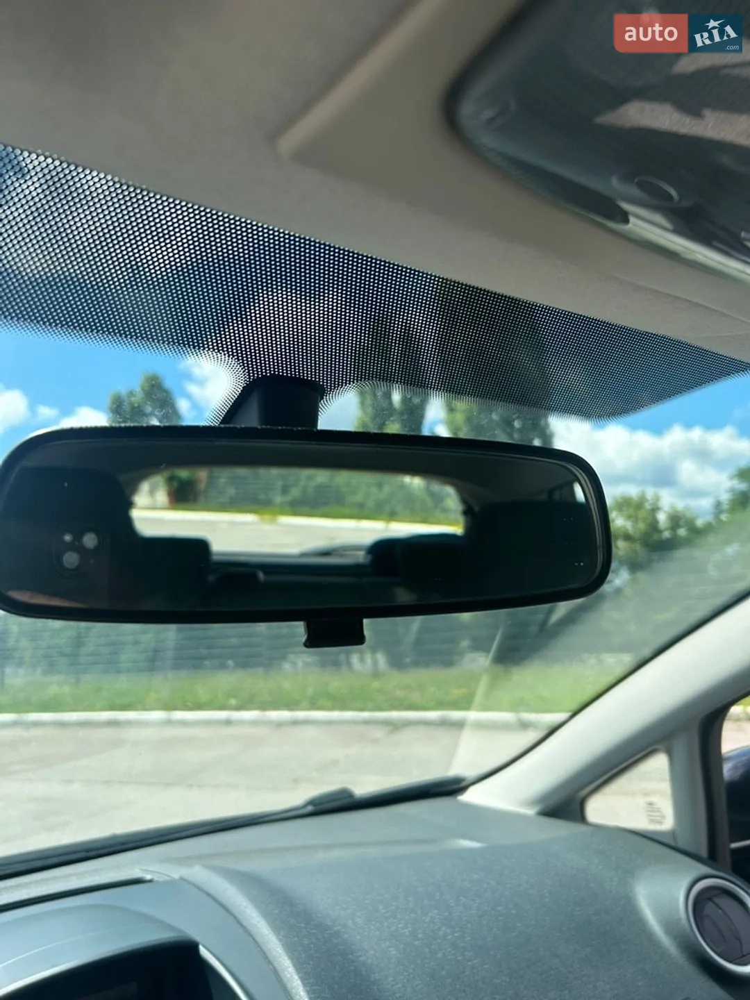 2012 Ford Fiesta - мініатюра 27