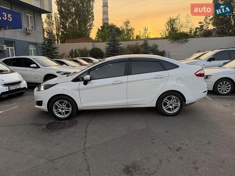Ford Fiesta 2017 VIN 3FADP4AJ0HM166271 фото оголошення 5 з 53