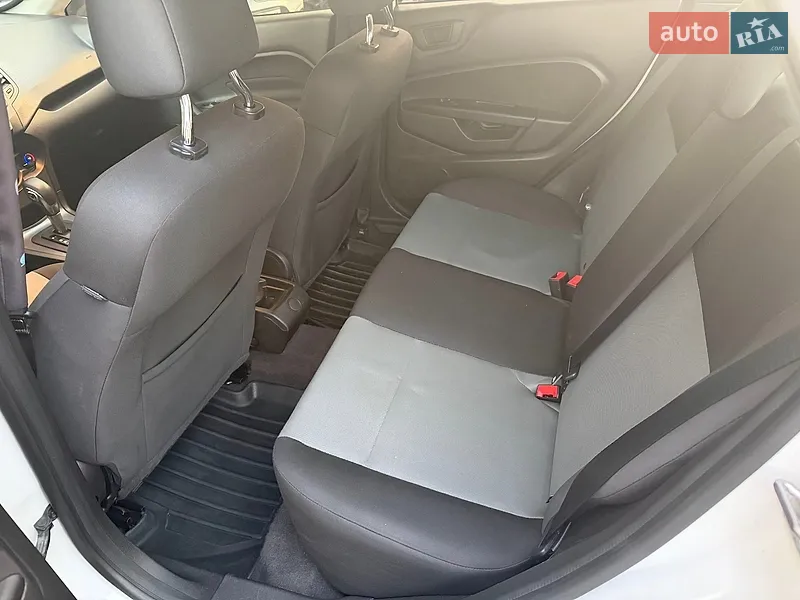 Ford Fiesta 2017 VIN 3FADP4AJ0HM166271 фото оголошення 11 з 53