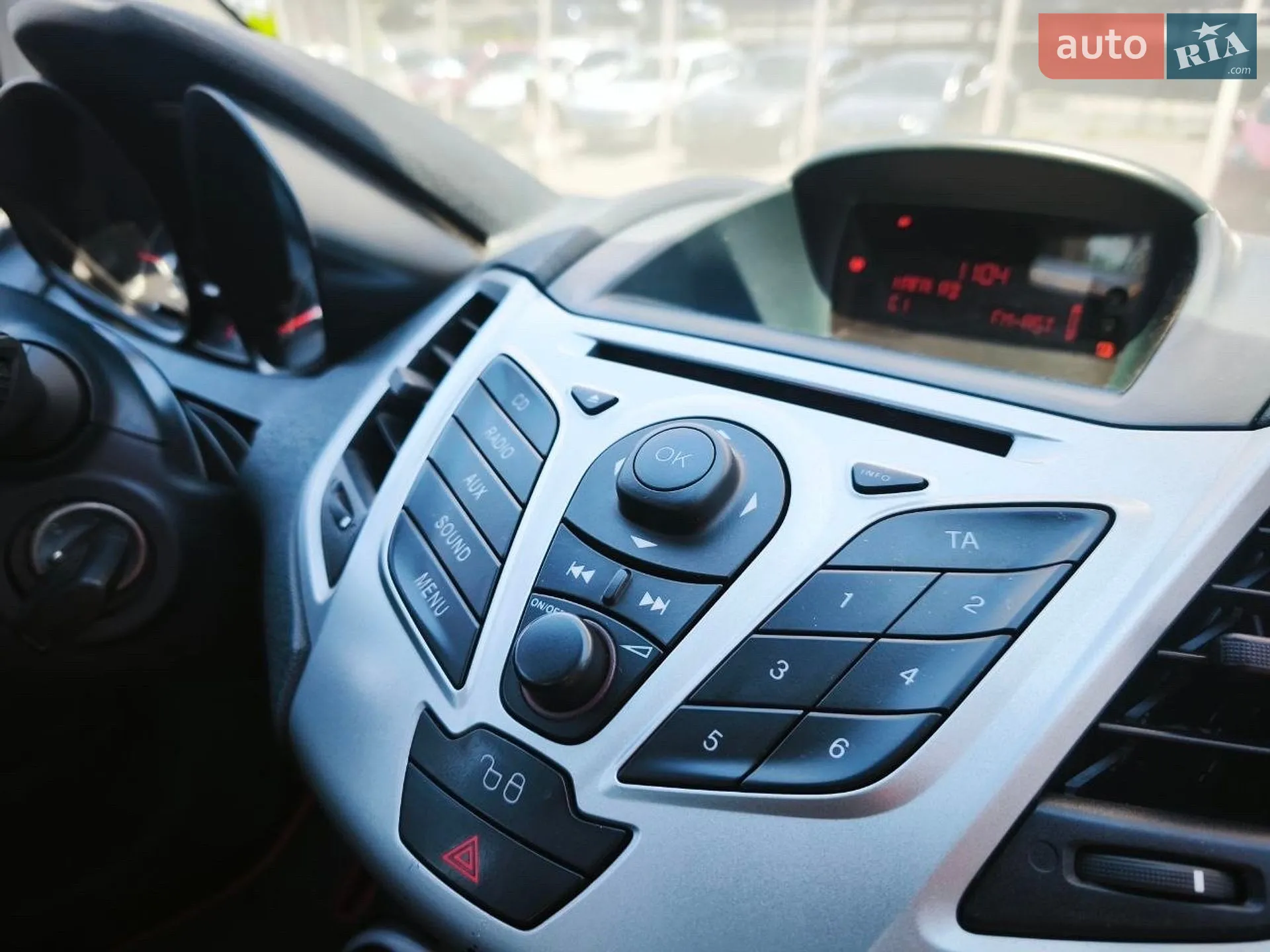 2012 Ford Fiesta - мініатюра 31