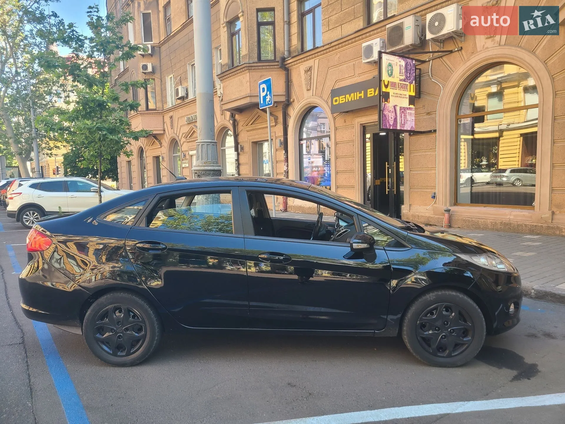 2012 Ford Fiesta - мініатюра 4