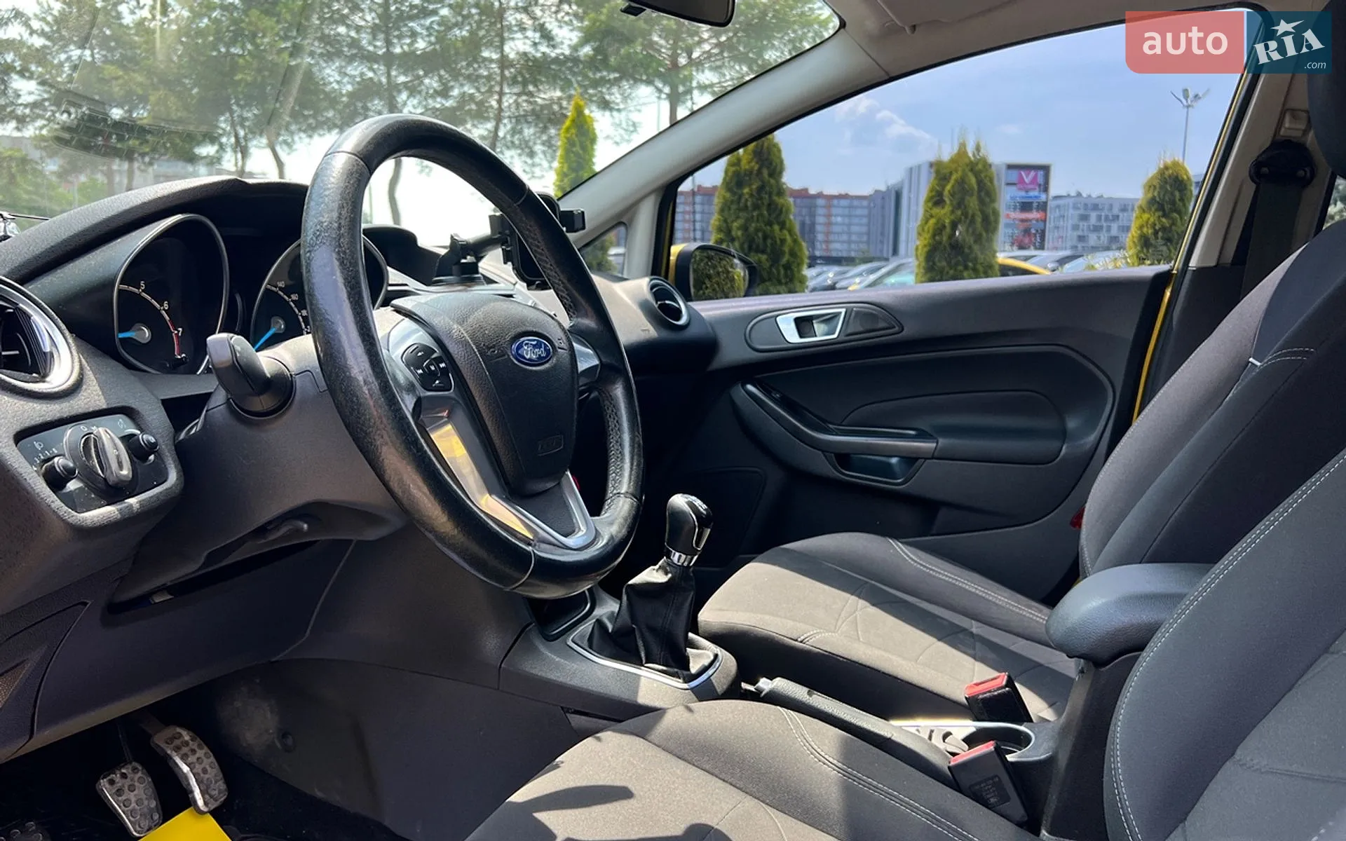 2013 Ford Fiesta - мініатюра 10