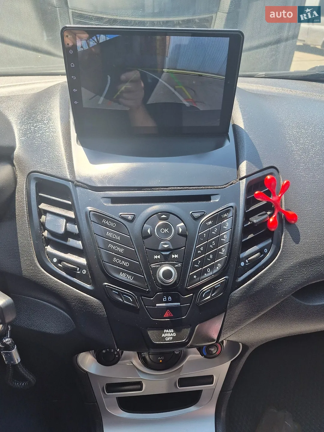 2019 Ford Fiesta - мініатюра 11