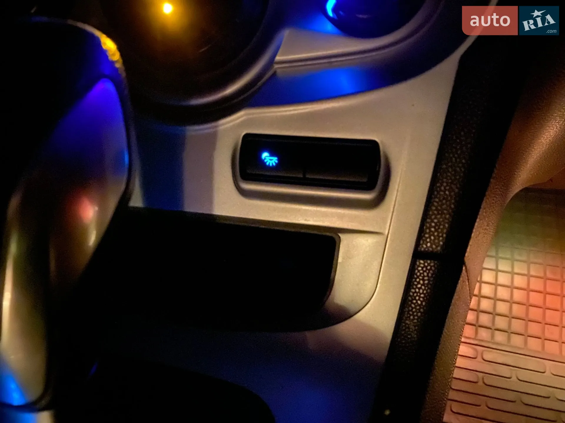 2013 Ford Fiesta - мініатюра 25