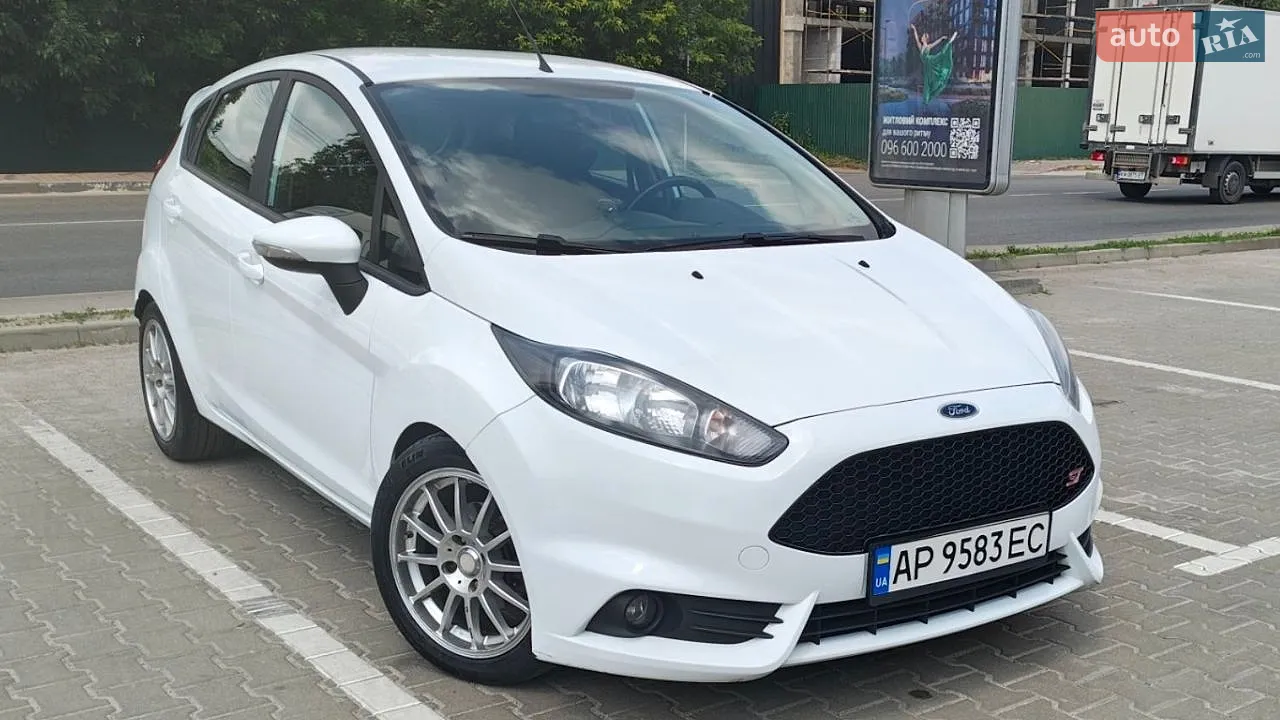 2013 Ford Fiesta - мініатюра 18