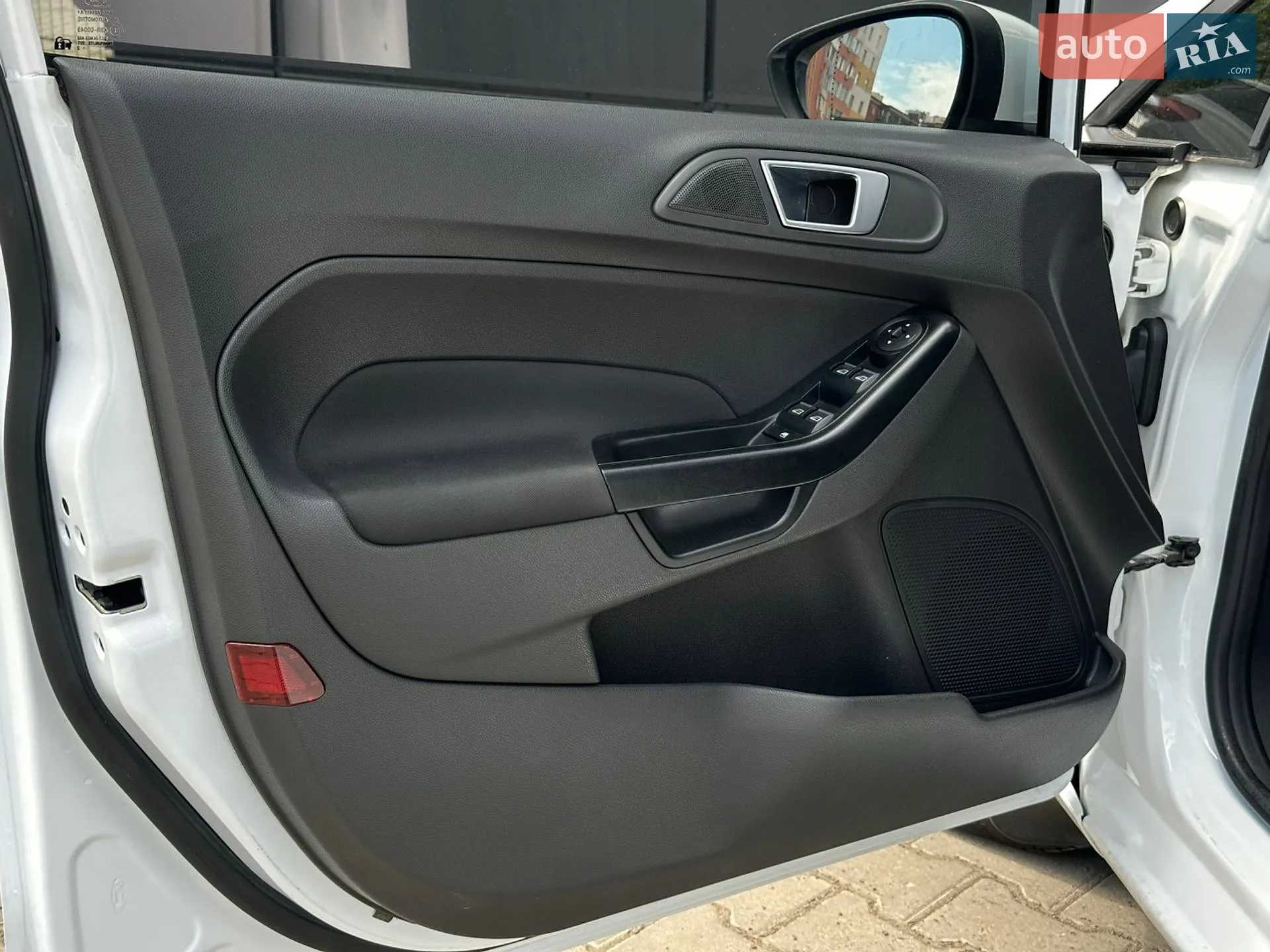 2015 Ford Fiesta - мініатюра 13
