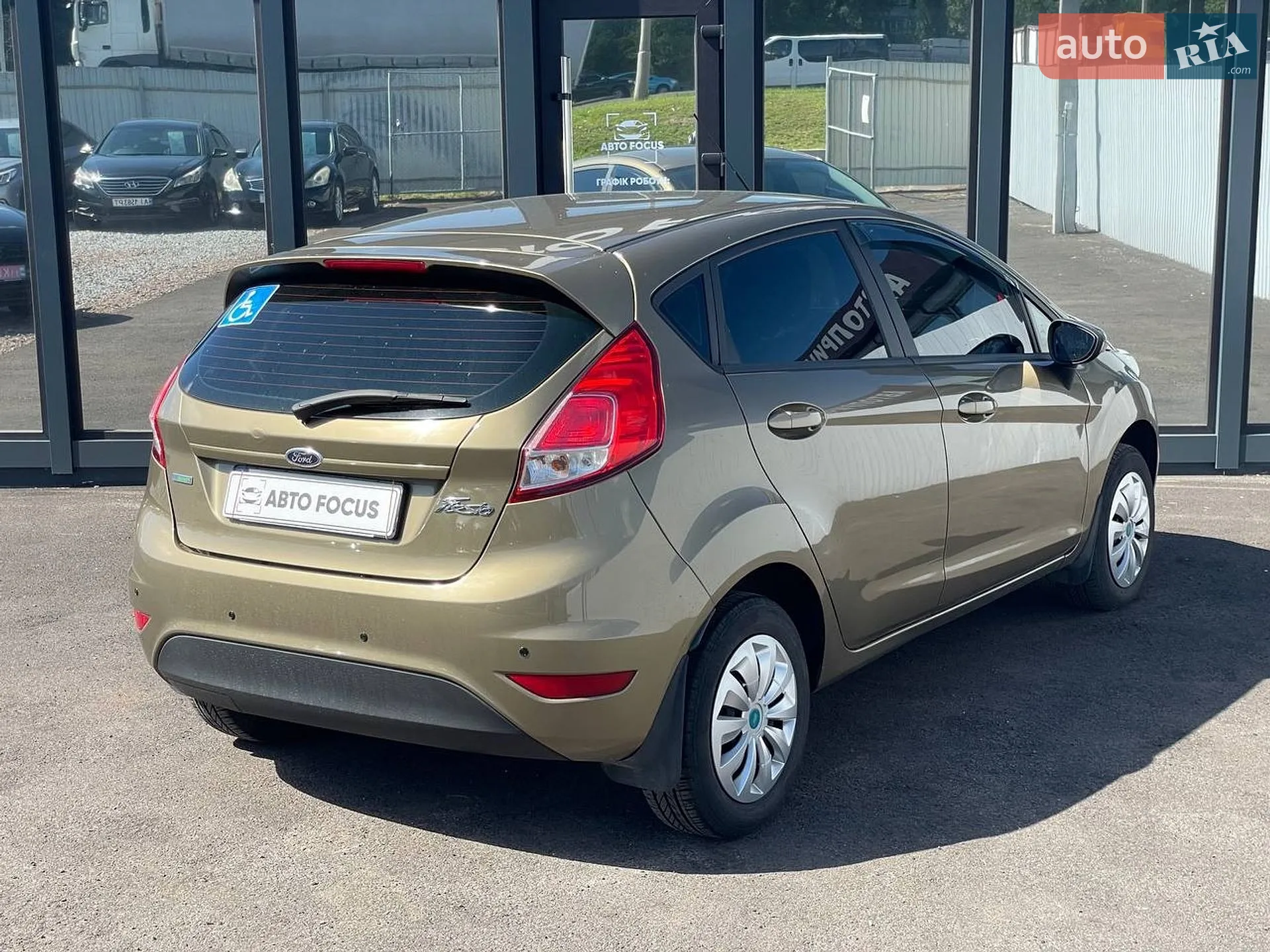 2013 Ford Fiesta - мініатюра 6