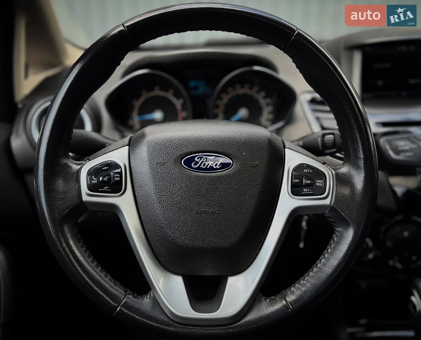 2013 Ford Fiesta - мініатюра 11