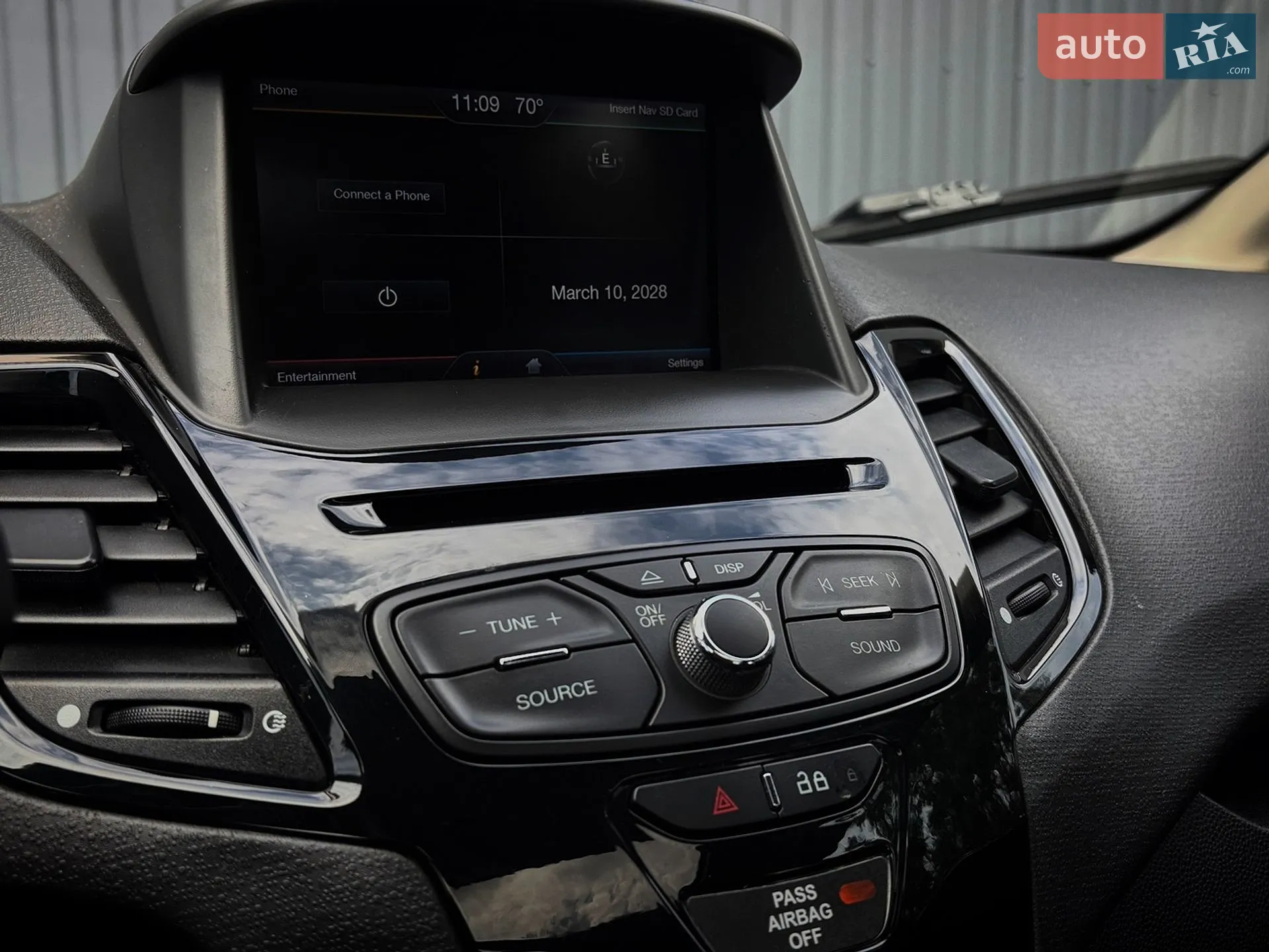 2013 Ford Fiesta - мініатюра 12