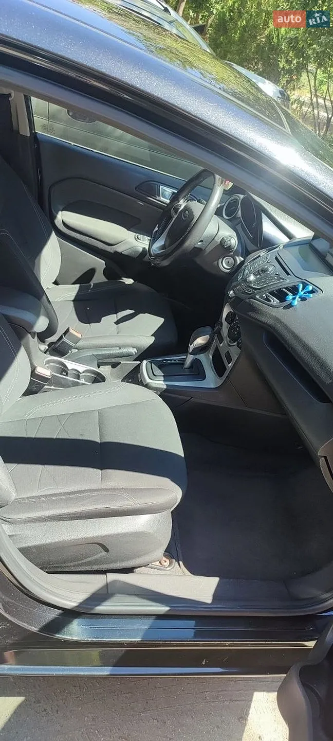 2014 Ford Fiesta - мініатюра 8