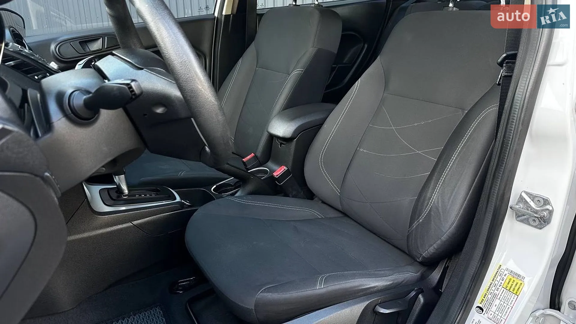 2018 Ford Fiesta - мініатюра 9