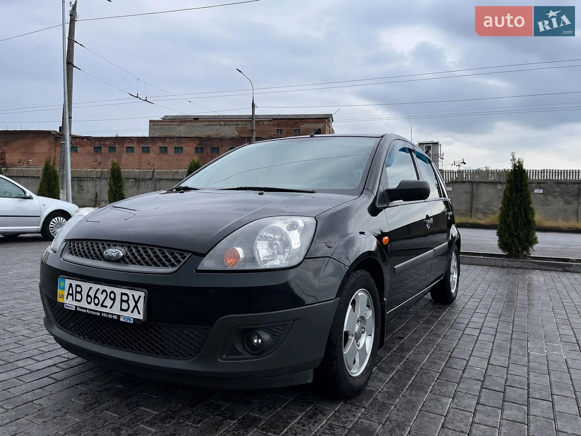 Ford Fiesta 2017 VIN 3FADP4AJ0HM166271 фото оголошення 11 з 20