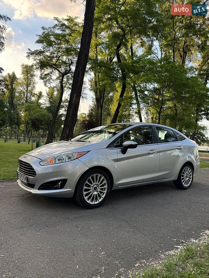 2013 Ford Fiesta - мініатюра 17