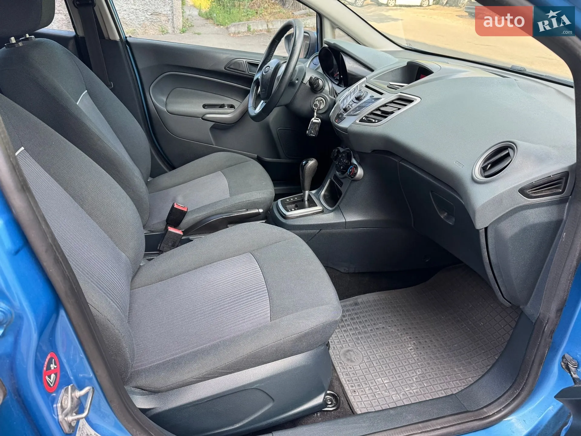2010 Ford Fiesta - мініатюра 22