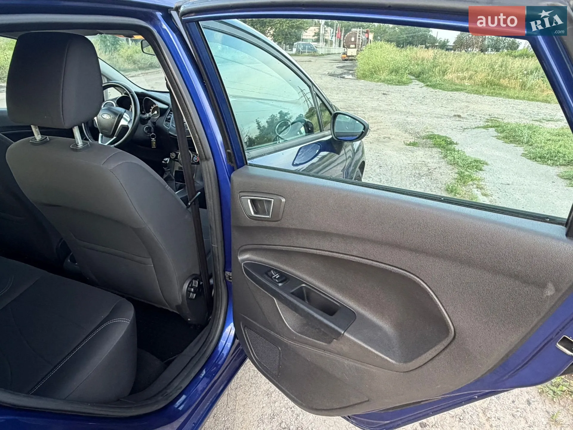 2015 Ford Fiesta - мініатюра 30