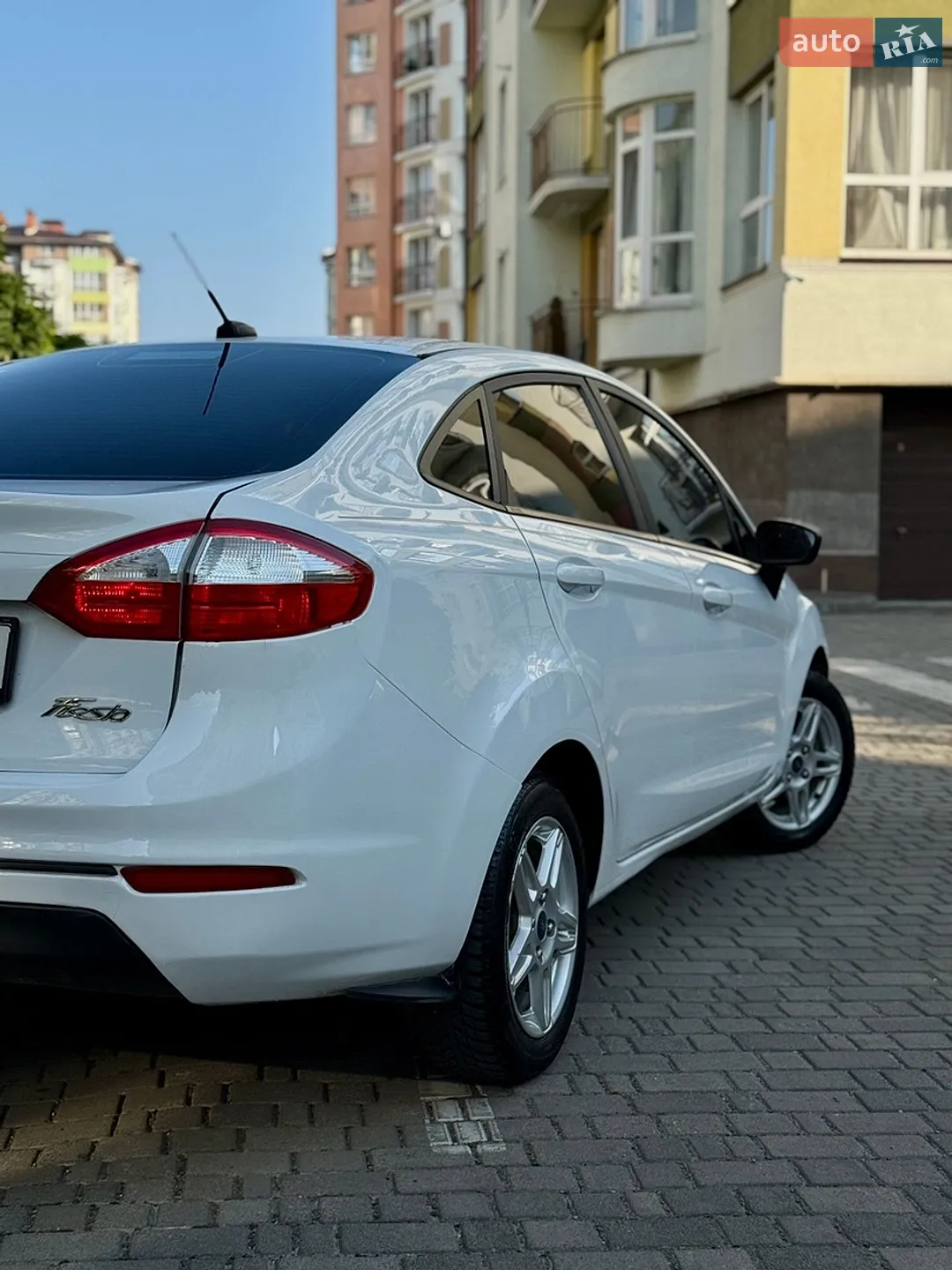 2017 Ford Fiesta - мініатюра 7