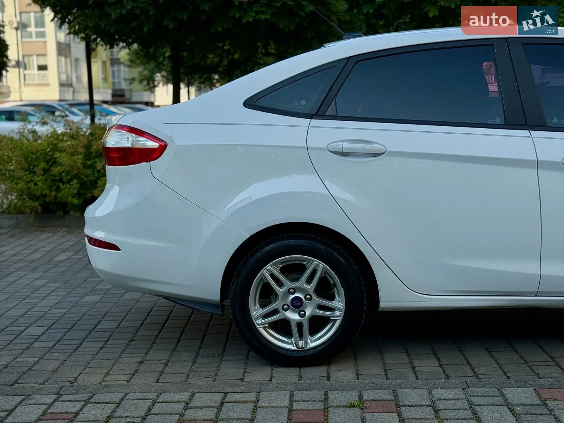 2017 Ford Fiesta - мініатюра 36