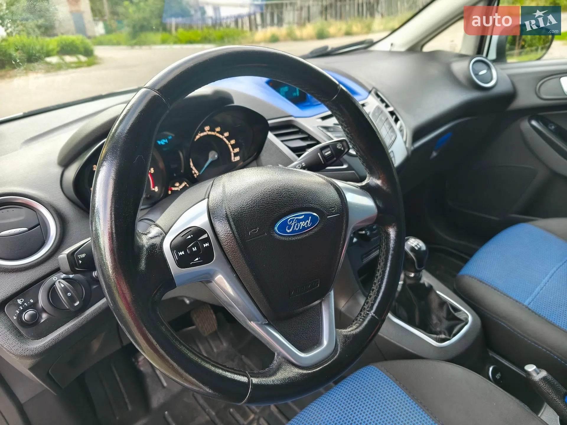 2013 Ford Fiesta - мініатюра 33
