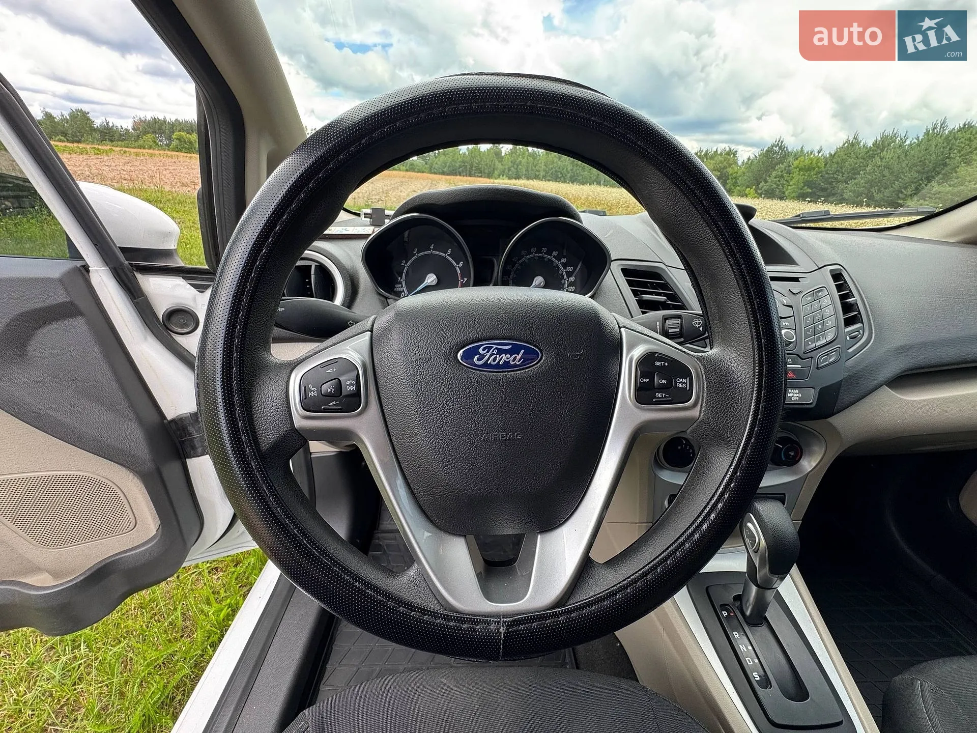 2017 Ford Fiesta - мініатюра 13