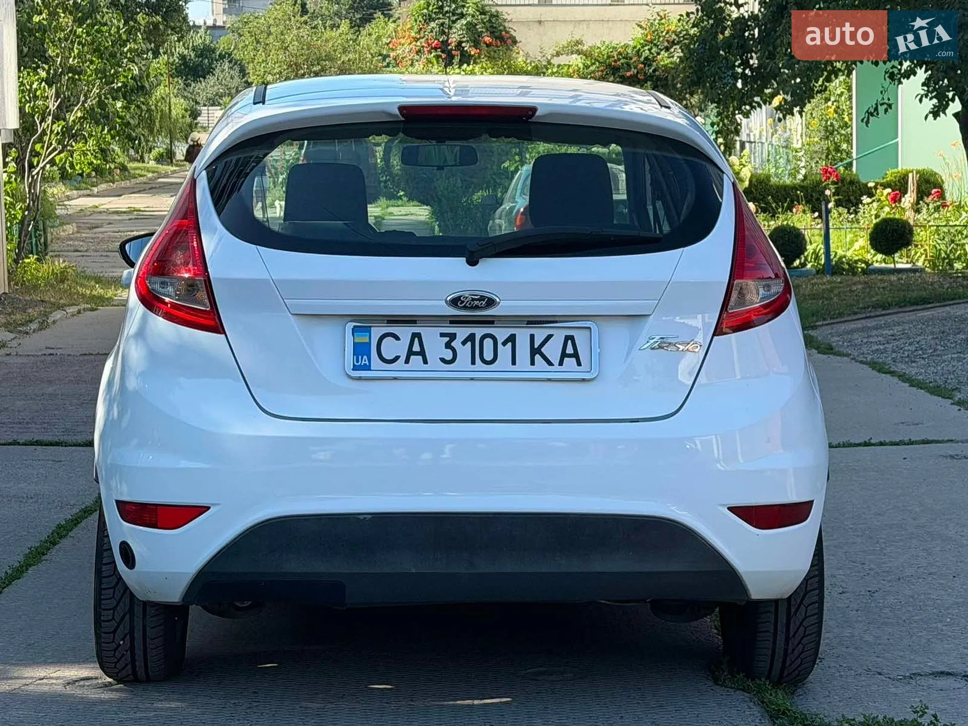 2010 Ford Fiesta - мініатюра 11