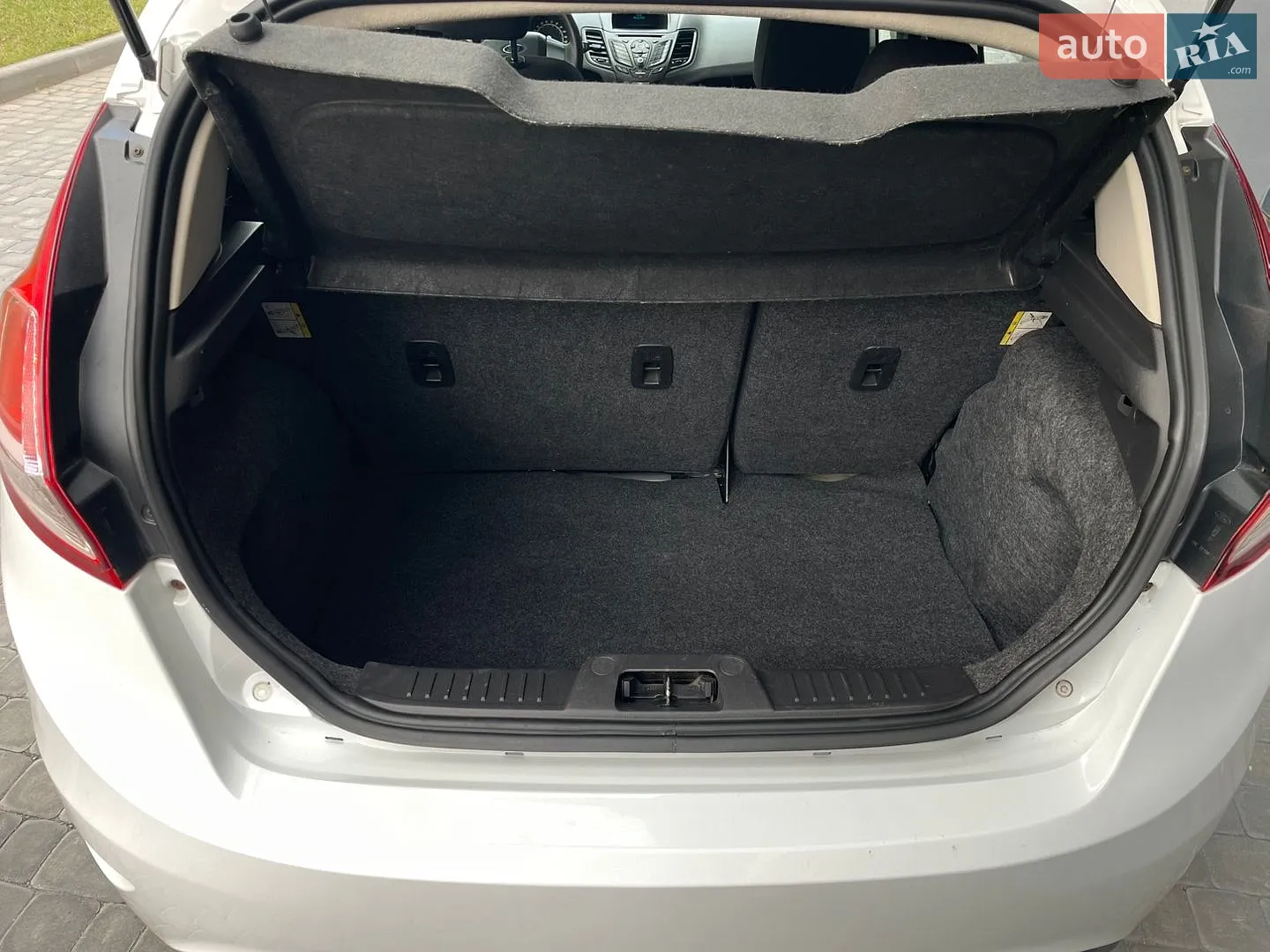 2015 Ford Fiesta - мініатюра 17