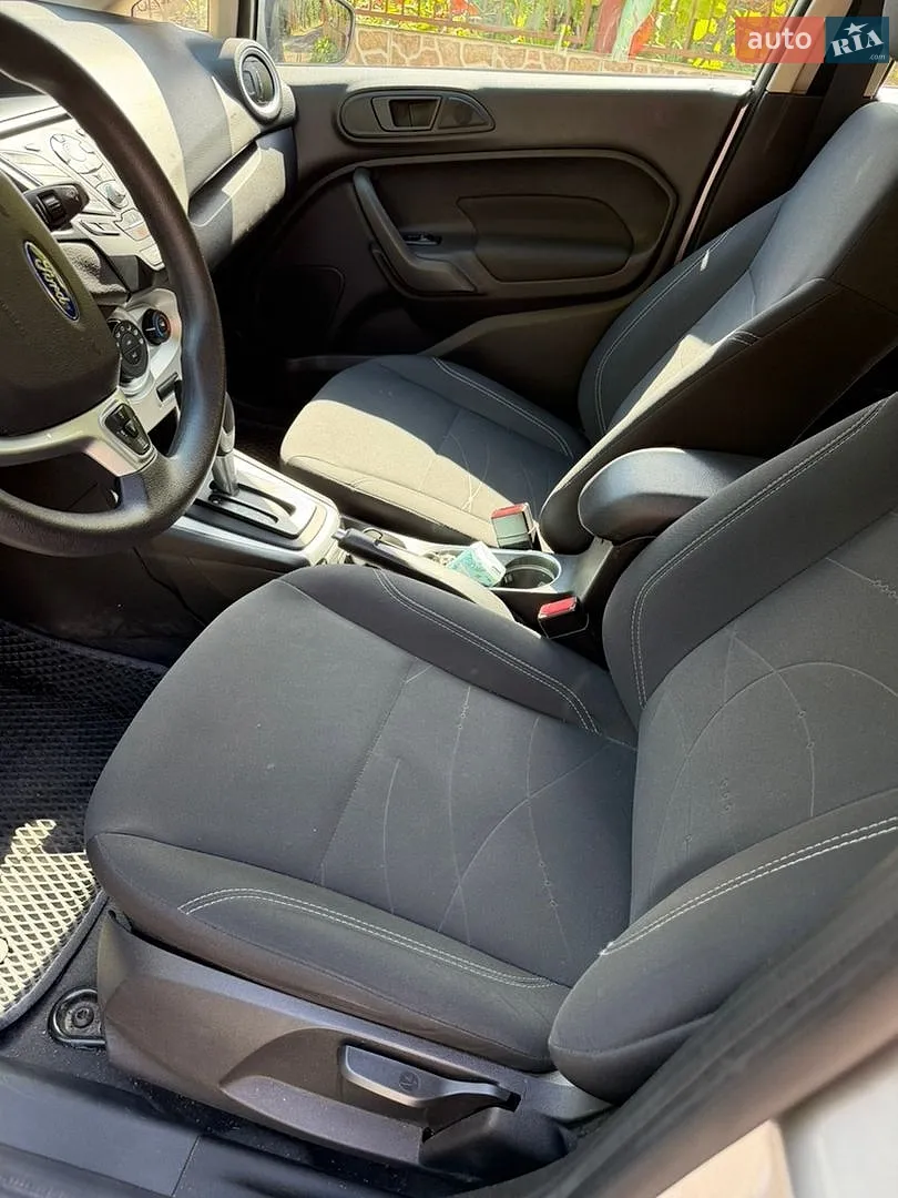 2019 Ford Fiesta - мініатюра 13