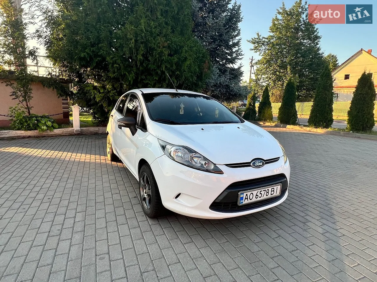2011 Ford Fiesta - мініатюра 17