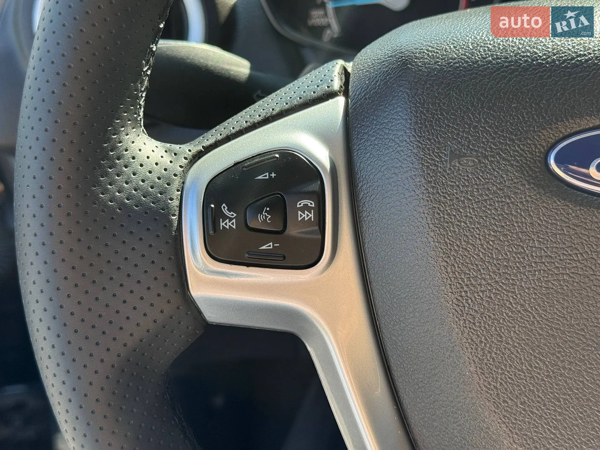 2018 Ford Fiesta - мініатюра 32