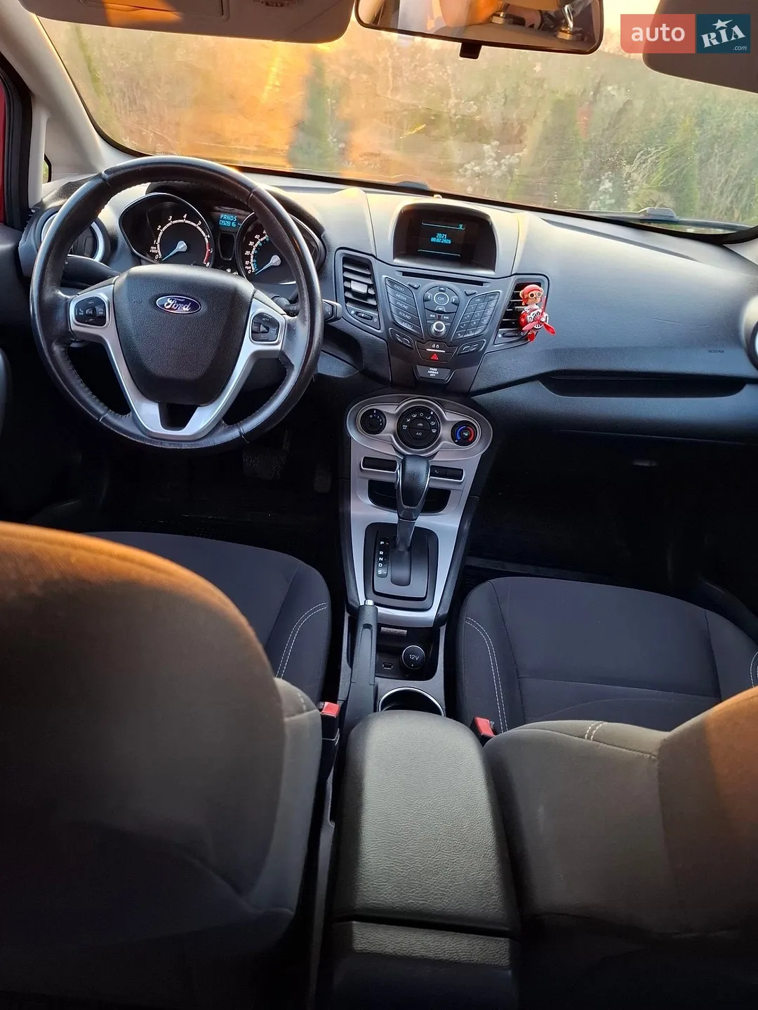 2015 Ford Fiesta - мініатюра 23