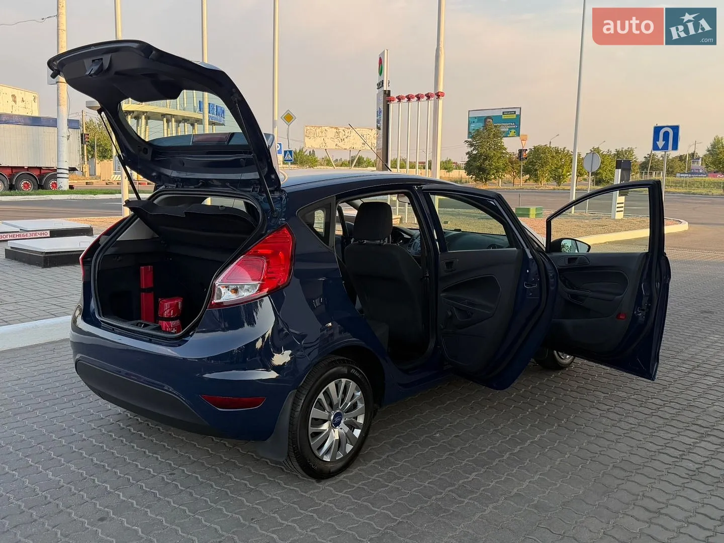 2013 Ford Fiesta - мініатюра 41