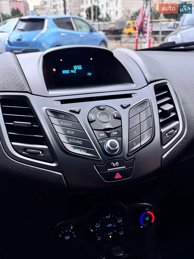 2016 Ford Fiesta - мініатюра 14