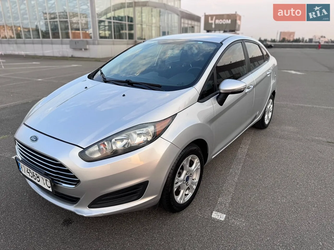 2015 Ford Fiesta - мініатюра 4