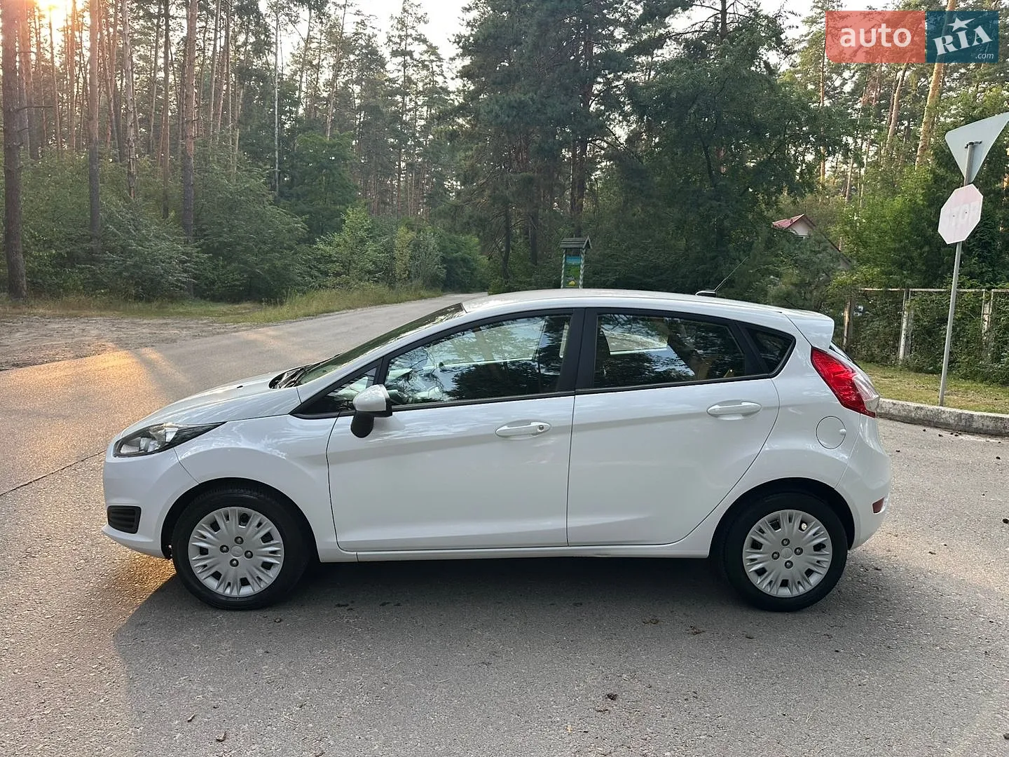 2016 Ford Fiesta - мініатюра 4