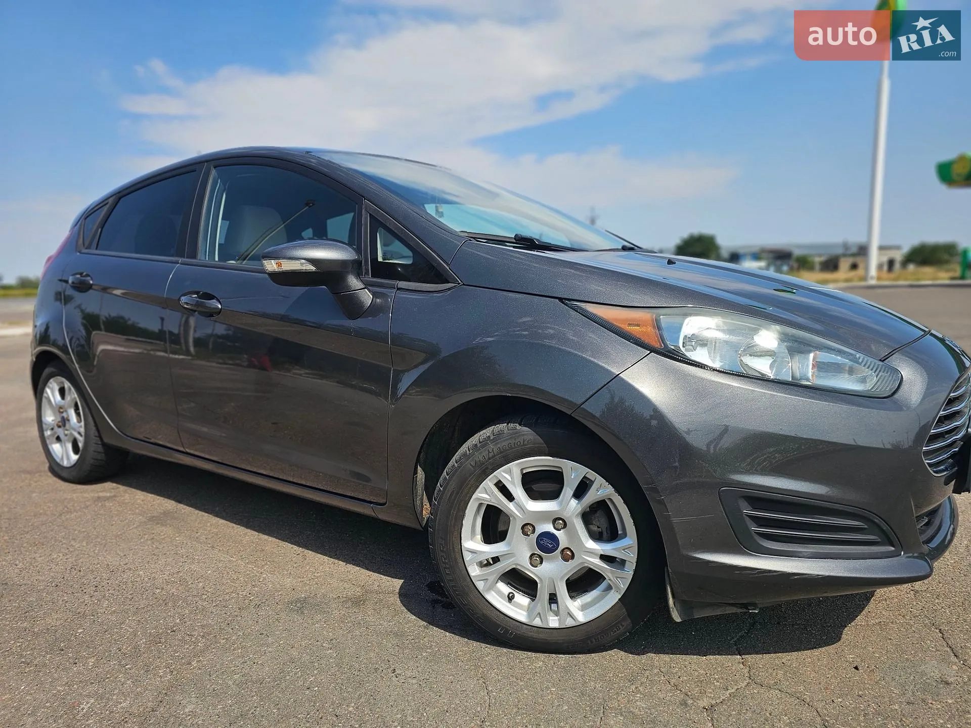 2015 Ford Fiesta - фото 1