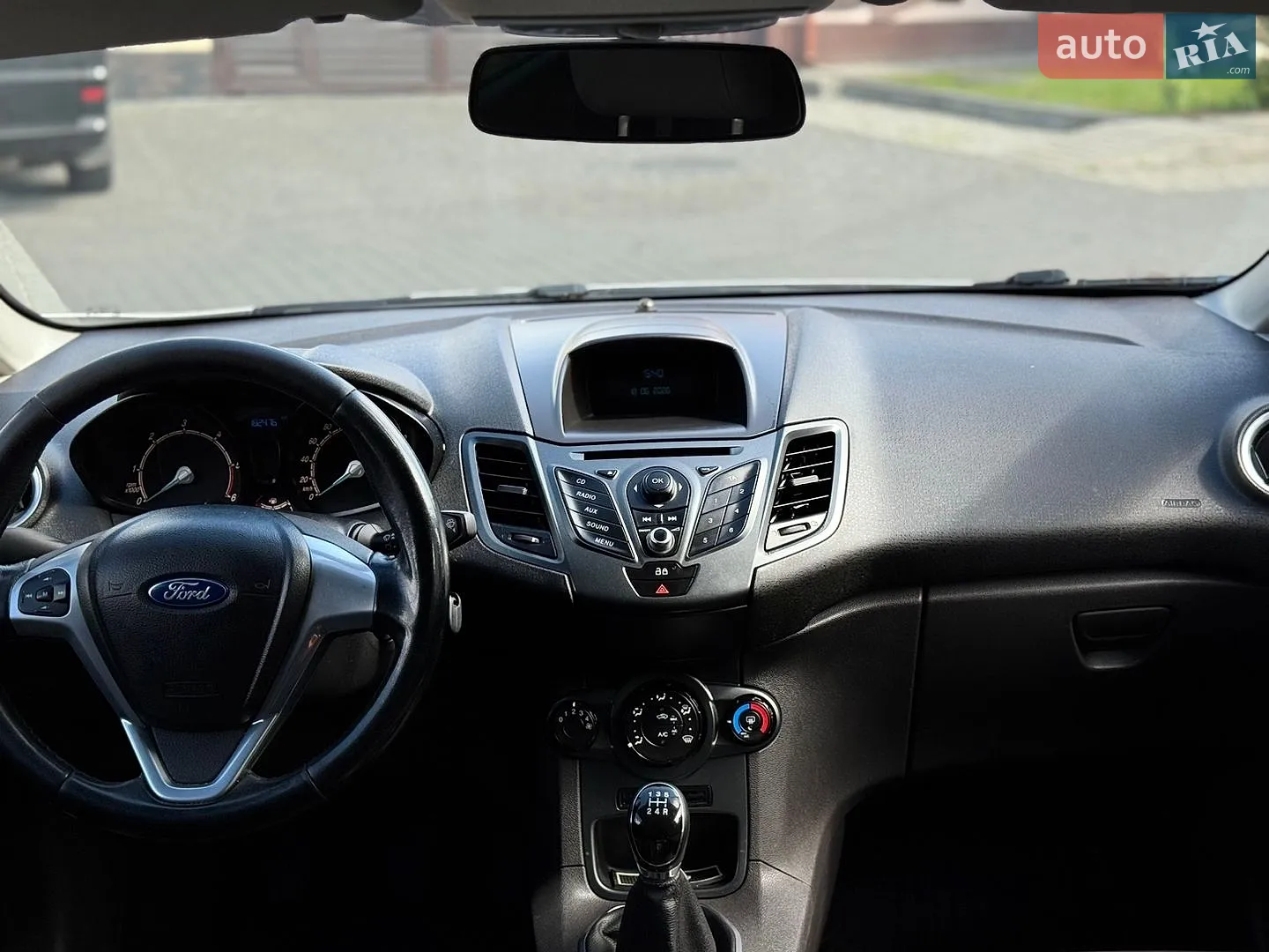 2013 Ford Fiesta - мініатюра 9