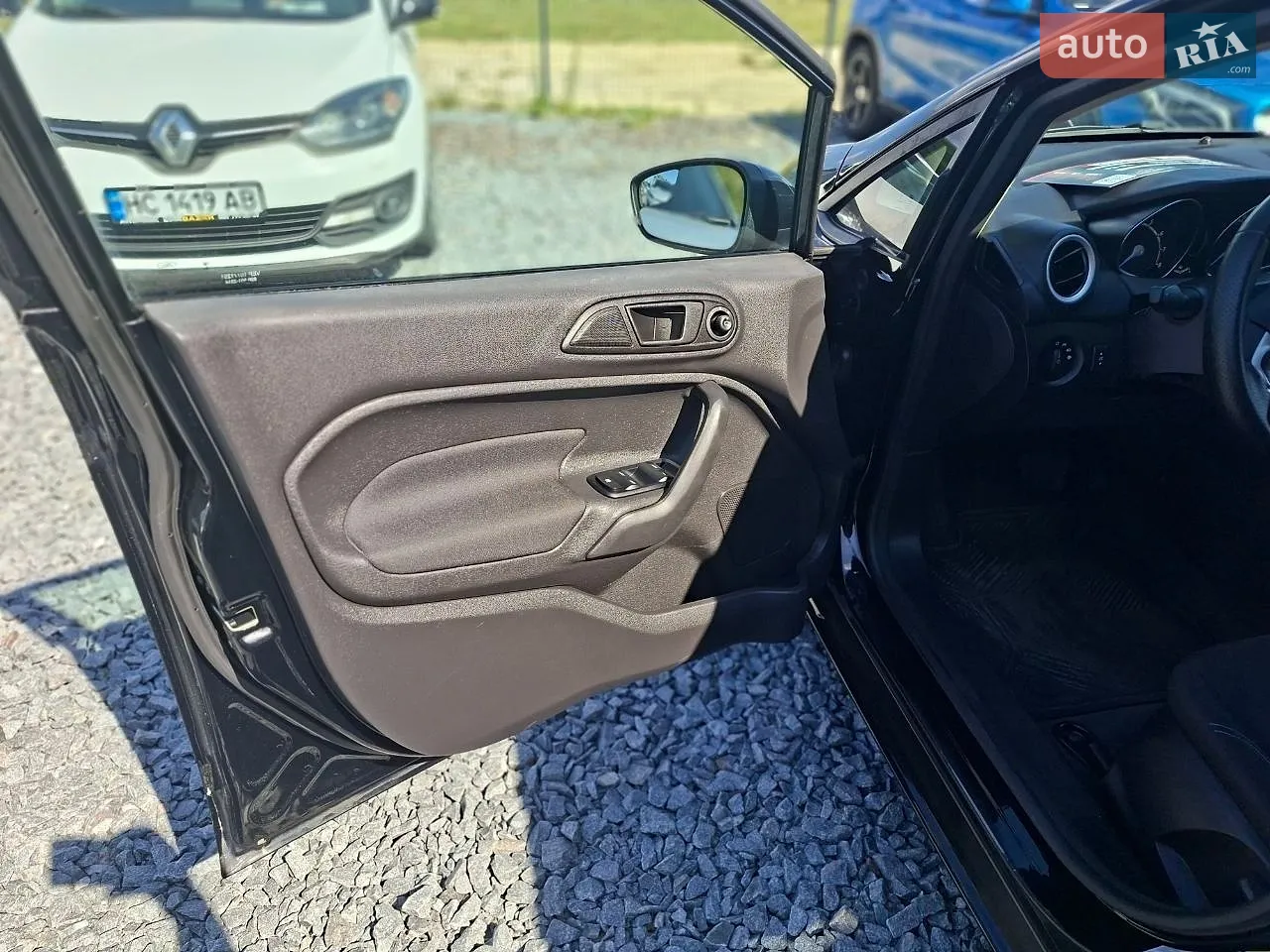 2017 Ford Fiesta - мініатюра 13