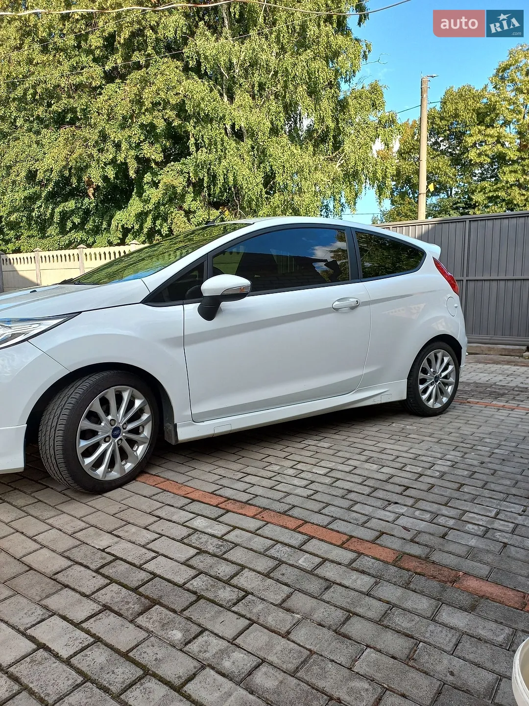 2013 Ford Fiesta - фото 1