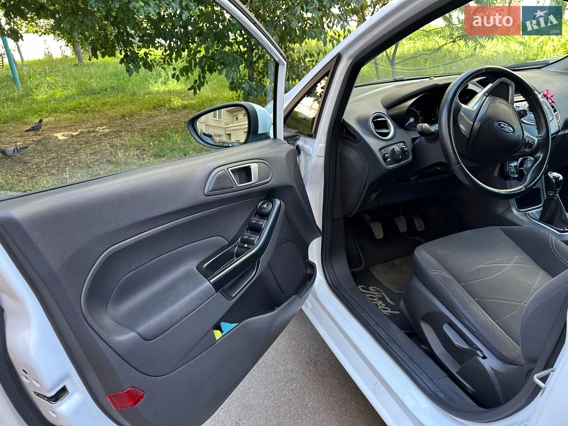 2013 Ford Fiesta - мініатюра 33