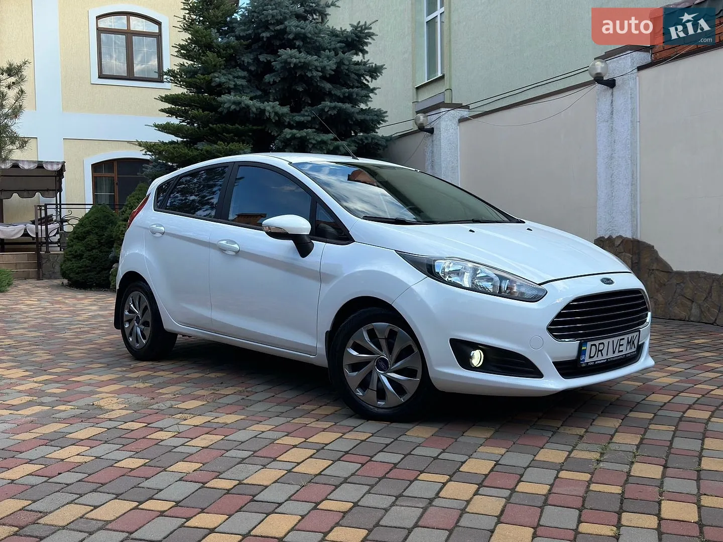 2015 Ford Fiesta - фото 1