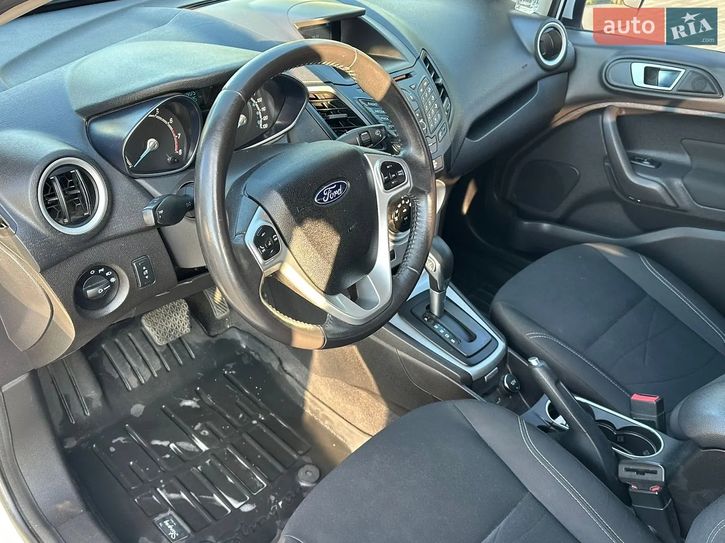 2015 Ford Fiesta - мініатюра 9