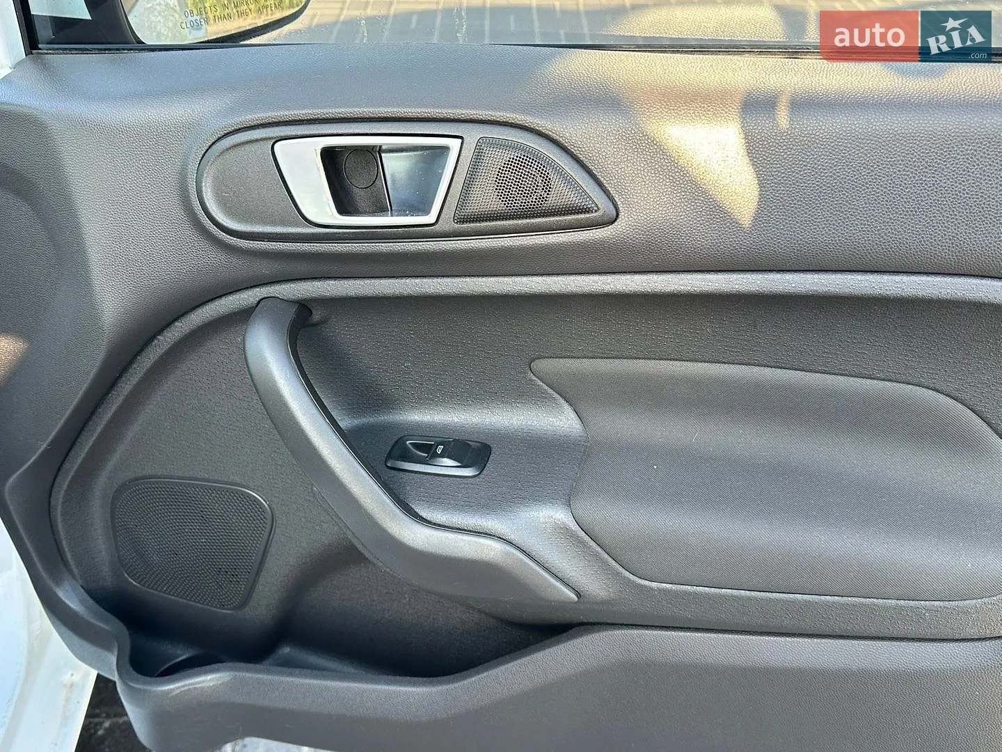 2015 Ford Fiesta - мініатюра 10