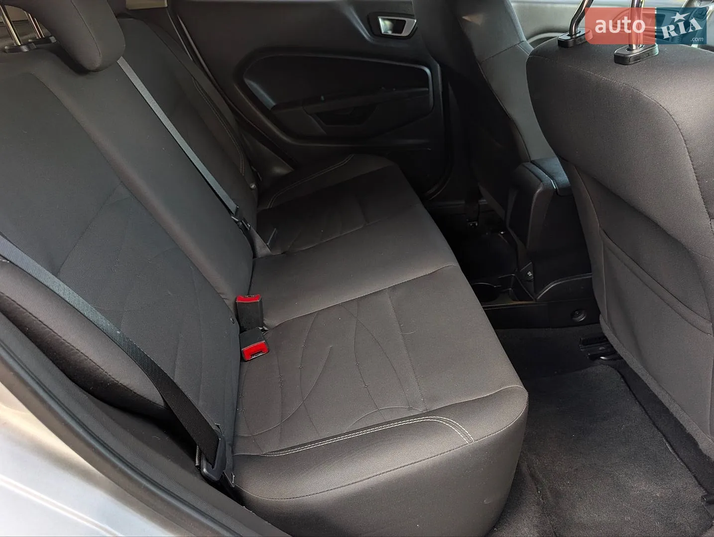 2016 Ford Fiesta - мініатюра 46