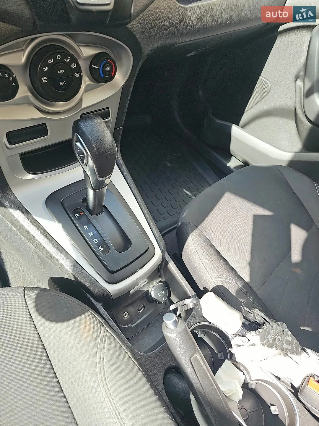 2019 Ford Fiesta - мініатюра 10