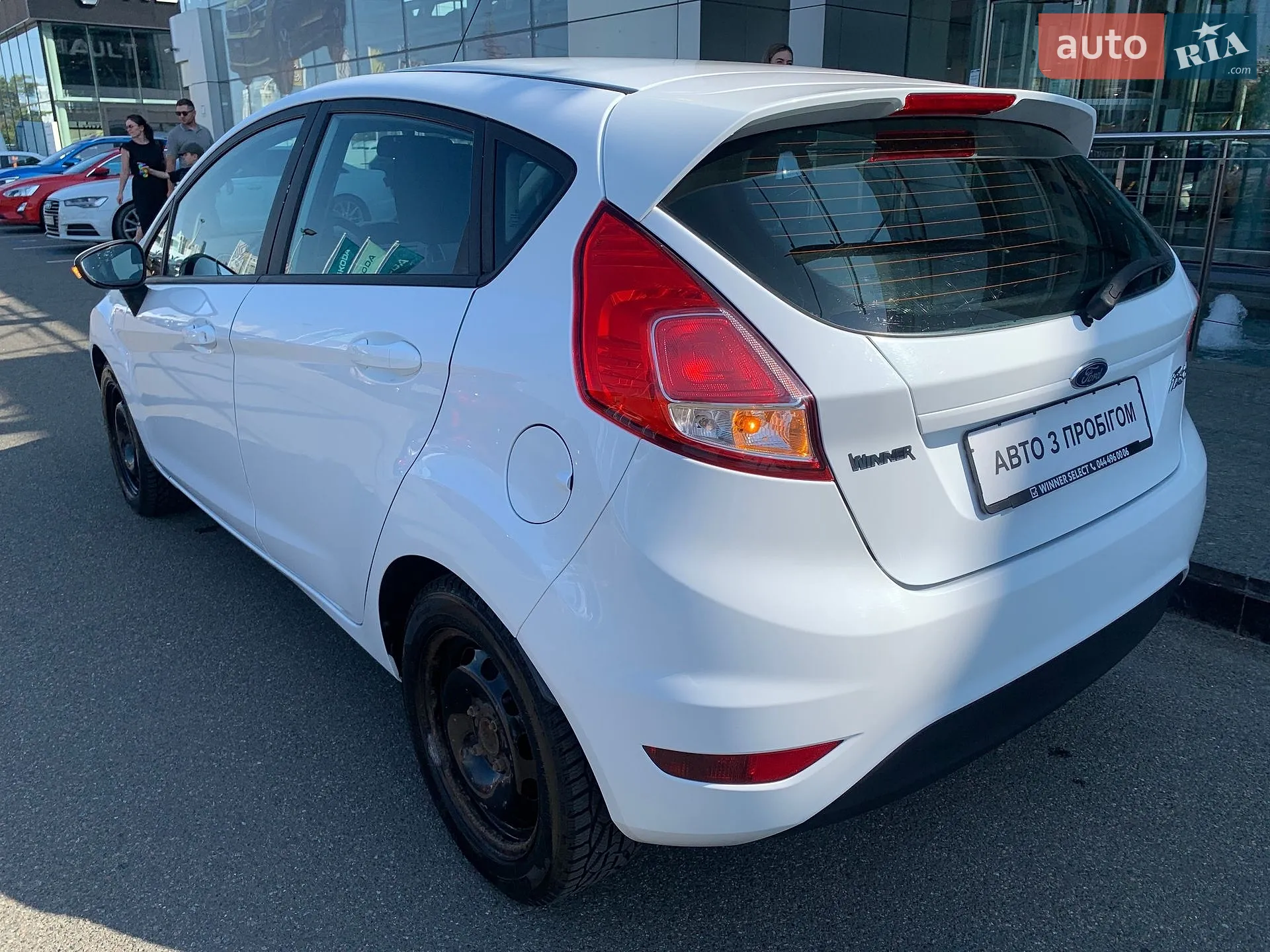 2015 Ford Fiesta - мініатюра 8