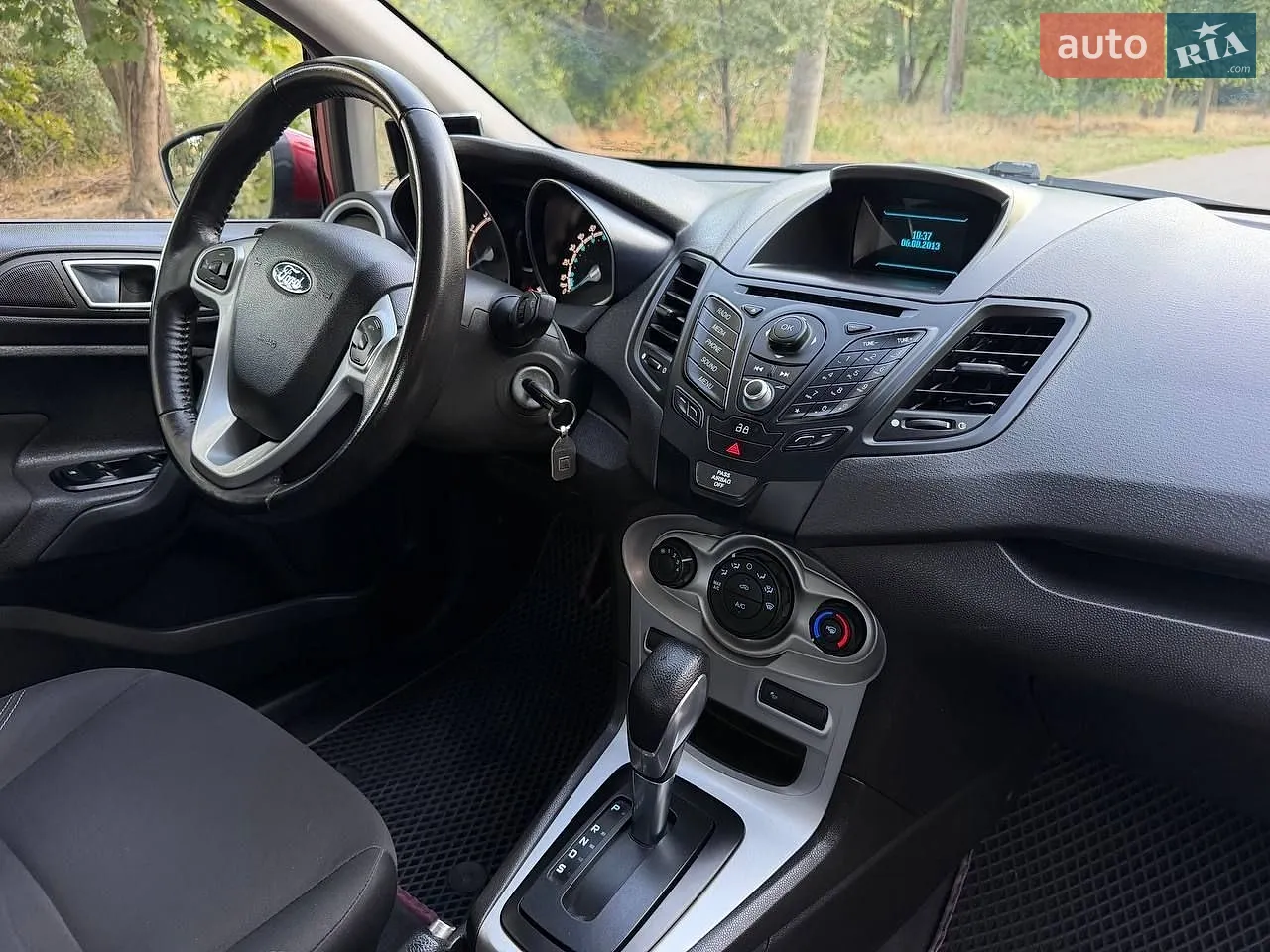 2013 Ford Fiesta - мініатюра 19