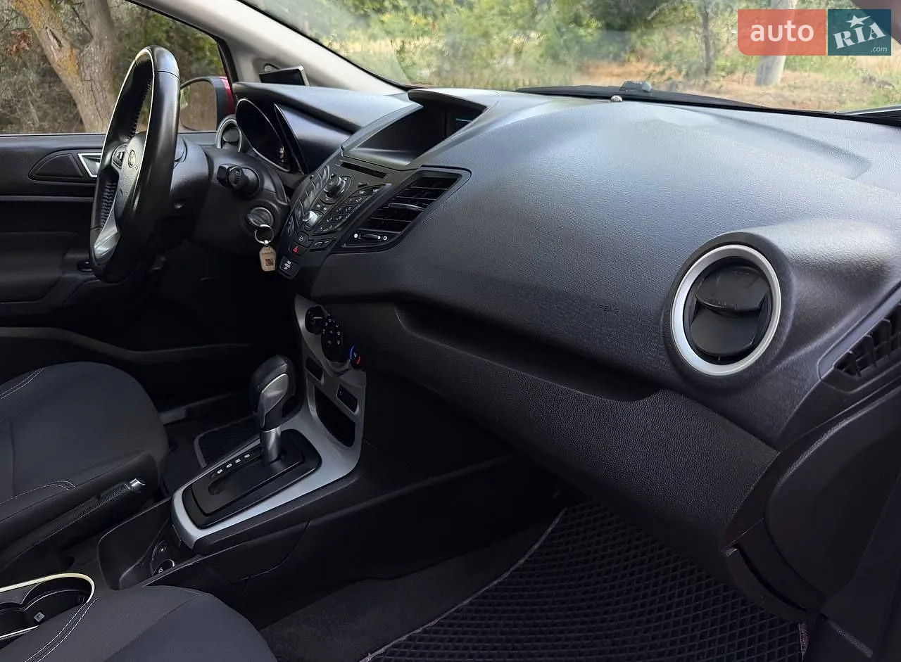 2013 Ford Fiesta - мініатюра 20