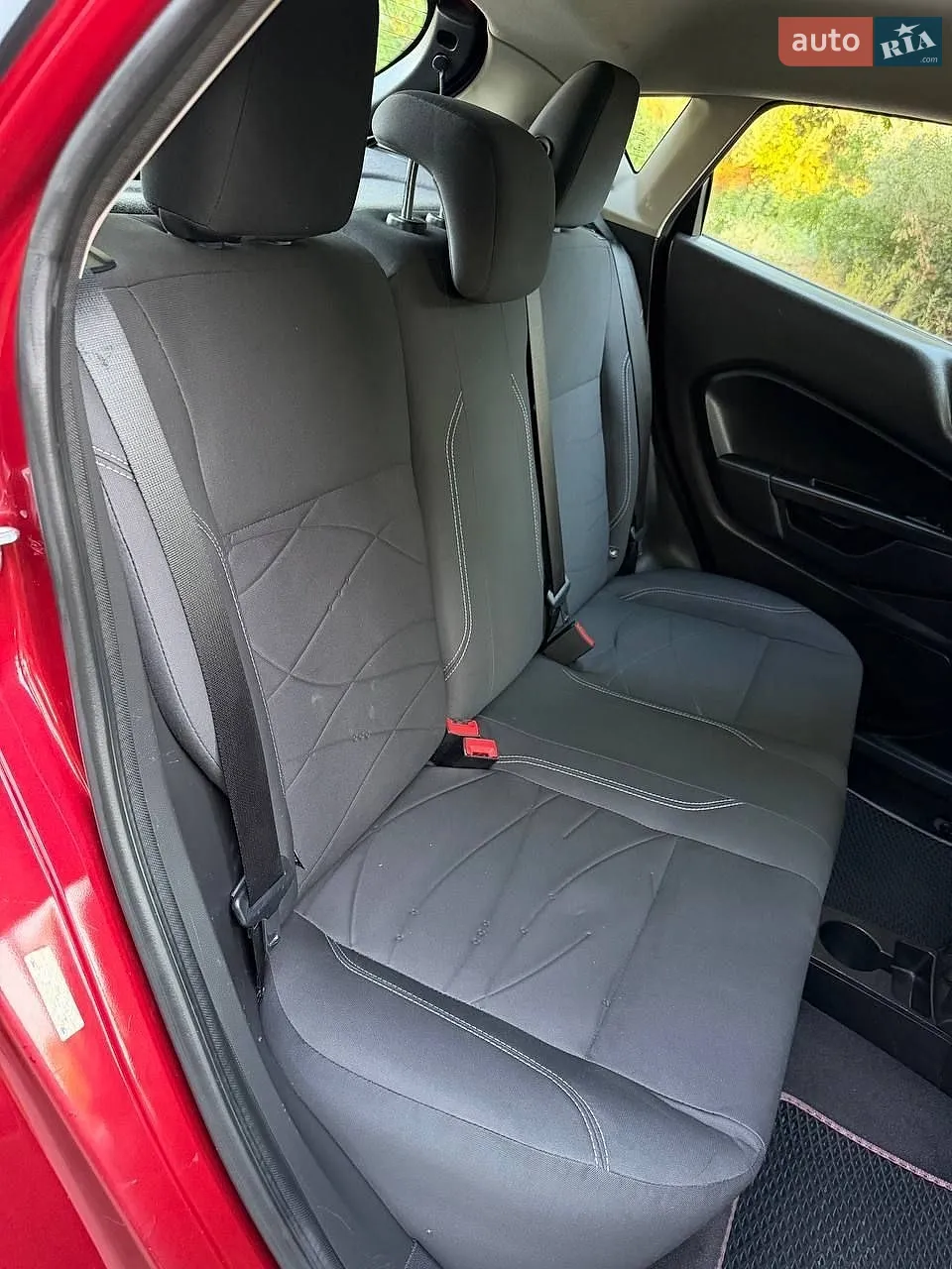 2013 Ford Fiesta - мініатюра 22