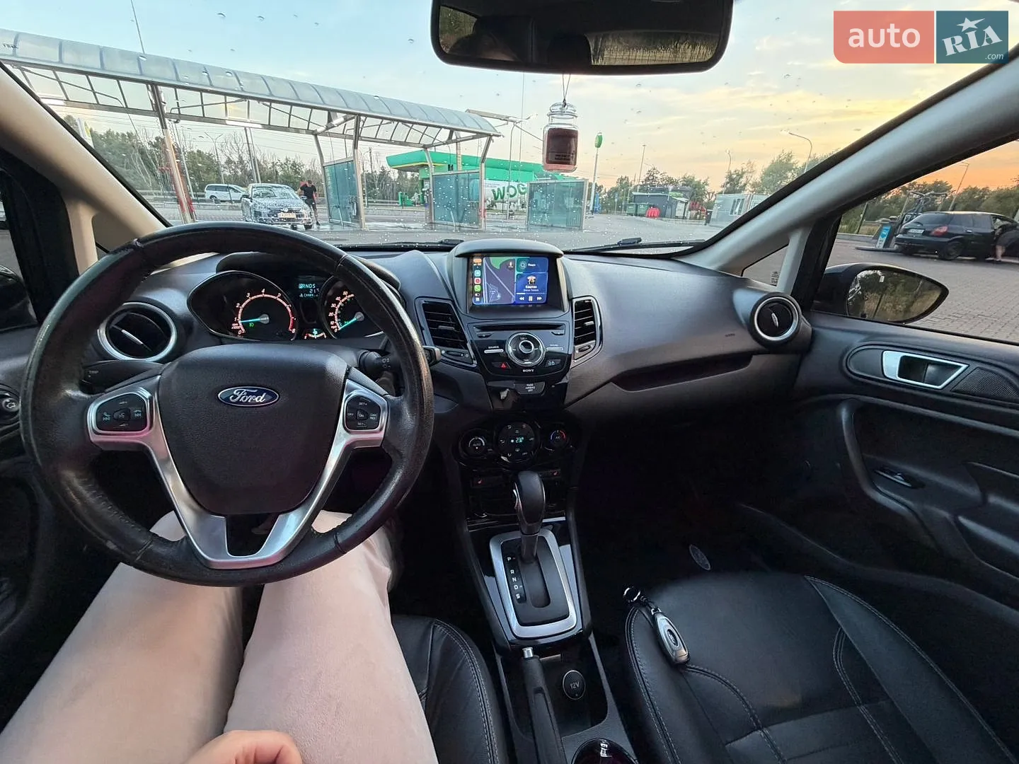 2016 Ford Fiesta - мініатюра 28