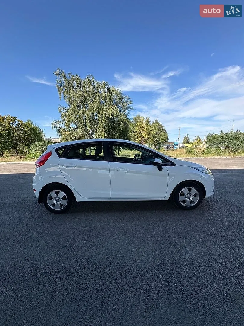 2012 Ford Fiesta - мініатюра 8
